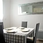 Appartement Moderne Avec Terrasse, Parking Et Clim Au Lavandou - 4 Couchages - Fr-1-251-122