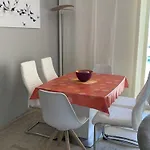 Appartement Climatise Avec Terrasses Et Vue Port, Proche Plages A Hyeres - Fr-1-335-191