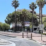 Joli Studio Les Pieds Dans L'Eau