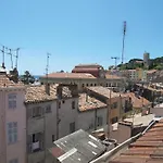 2-Bedroom Near Marche Forville, Quiet And Convenient 5 Minutes Walk From Palais