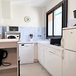 Charmant T2 Avec Terrasse, Clim Et Garage A Bormes-Les-Mimosas, 2 Piscines, Proche Plage Et Calme - Fr-1-251-542