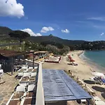 2 Pces, 4 Couchages, Terrasse, Parking, Piscine, Proche Plage Et Commerces - Le Lavandou - Fr-1-251-558
