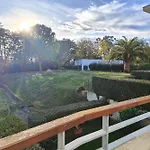 Spacious Nest With Terrace And Shared Pool