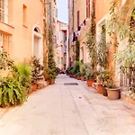 Old Town Nice, Very Near Beach