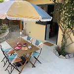 Charmant Rez De Jardin De Villa