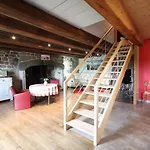 Maison De Caractere Renovee, Proche Super Lioran Avec Cheminee, Jardin Ferme Et Salle De Jeux - Fr-1-742-512