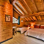 Chalet Familial Confortable 7 Pers, 800M Des Pistes, Terrasse, Parking, Wifi, Equipements Modernes - Fr-1-685-77