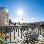 Cannes Luxury Rental - Stunning Croisette Apartment