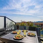 Select'Sohome - Appartement Pour 4 Personnes Au Centre-Ville Du Lavandou - Grande Terrasse, Parking Prive - Flo-07