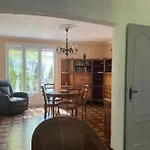 Peaceful House With Garden Near The Beaches