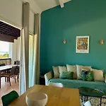 Les Restanques Cabriere 3123 Vue Mer 3 Chambres