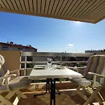 Studio Pour 4 Avec Terrasse Ensoleillee, Parking Privatif, A 250M Des Plages A Antibes - Fr-1-252-153