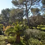 Appartement 4 Pers. Avec Terrasse, Clim, Parking, Pres De Plage Et Centre Ville A La Croix-Valmer - Fr-1-226B-28