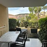 Appartement 2 Pieces Climatise En Rez-De-Jardin Cap Esterel Agay