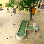 #2 Studio # Place Charmante