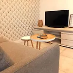 #2 Studio # Place Charmante