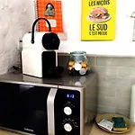 Studio Climatise Au Calme Au Coeur Du Village Medieval Avec Rue Pietonne