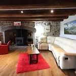 Maison De Caractere Renovee, Proche Super Lioran Avec Cheminee, Jardin Ferme Et Salle De Jeux - Fr-1-742-512
