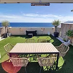 Beach Penthouse With Unique Rooftop Terrace 301