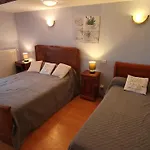 Grande Maison De Campagne Avec Cheminee, Jardin Et Wifi - Fr-1-496-273