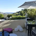 Premium Holiday Flat With Sea View And Shared Pool, Mandelieu-La-Napoule