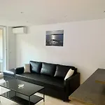 Grand Studio Standing Avec Terrasse Et Parking