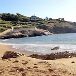 T3 Climatise Avec Jardin, Parking Prive, A 400M De La Plage Et Commerces - Fr-1-316-230