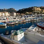 La Savinienne De Cassis- 5Mn Port Plage Face Mer