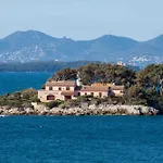 Modern Appartment In The Heart Of Cap D'Antibes