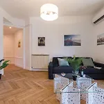 Feel Home - Foch 28