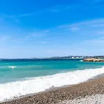 Residence Mediterranee - Beachfront - Sun And Seaview - Pool - Private Parking