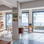 La Villa Dans Les Nuages