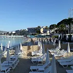Le 5 Tanit