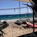 Dans Batisse Traditionnelle Appartement De La Plage Et Terrasse Bali