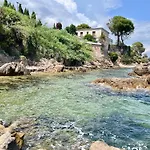 Super Cannes Sea Side