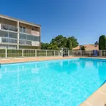 Apartment Les Jardins De L'Ocean-41 By Interhome