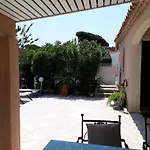 Holiday Home With Shared Pool And 200 M From The Beach, Sainte-Maxime