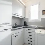 Apartment Les Calanques D'Azur By Interhome