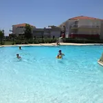Lovely Apt By Beach With Sea Views