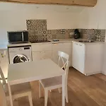 Top Studio + Parking + Wifi