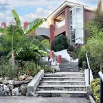 Appartement D'Une Chambre Avec Vue Sur La Mer Piscine Partagee Et Jardin Clos A Mandelieu La Napoule A 3 Km De La Plage