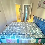 Cosy Sea Front Apartment Nice France