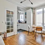 Apartment Near Grands Boulevards
