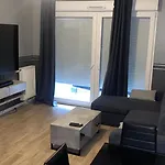 Appartement F2 En Residence Avec Parking Prive