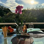 Appartement A Cannes 2 Pieces, Grande Terrasse, Vue Parc Au Calme