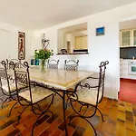 Spacious Semidetached House With Garden & Terrace