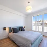 Appartement A 100M De La Plage, Climatise