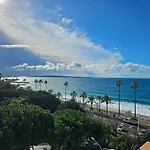 Superbe Vue Mer A 50 Metres Des Plages