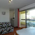 Charmant T2 Avec Terrasse Et Parking Au Calme, Le Lavandou - Fr-1-251-766