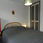 Charmant T2 Avec Jardin, Terrasse Et Parking A Bormes-Les-Mimosas - Fr-1-251-744